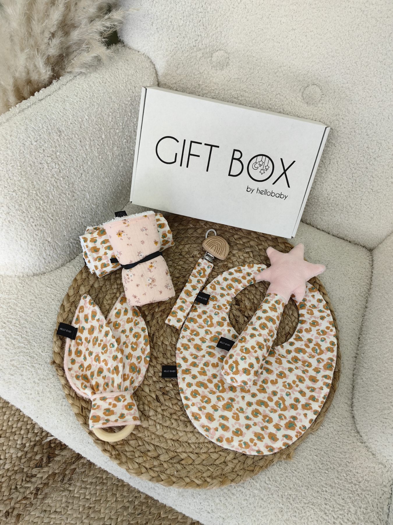 GIFT BOX SPRING Gift Box Spring - Image 1